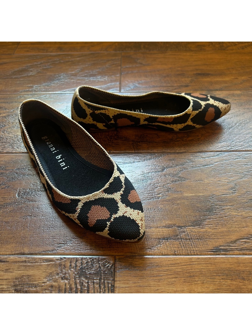 Gianni Bini Women's Leopard Print Pointed Toe Flats with Removable Insoles